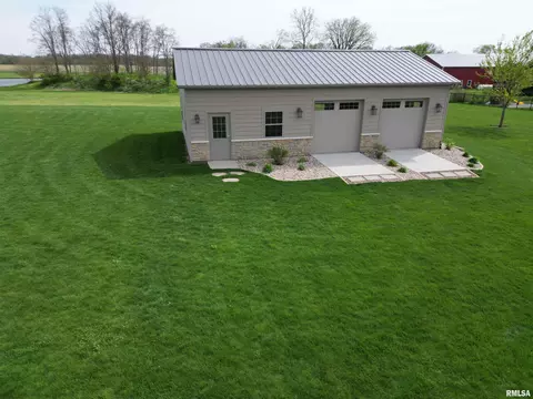 Exterior - 3 Olivia Ct, Metamora, IL 61548 photo 19 of 22