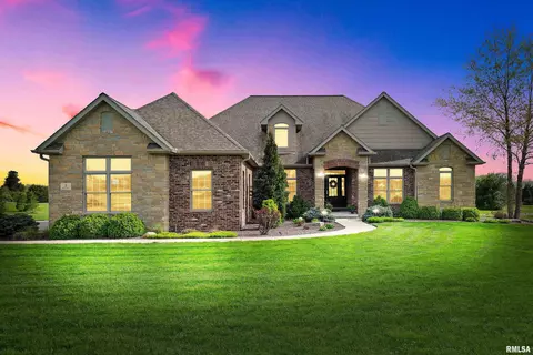 3 Olivia Ct, Metamora, IL 61548