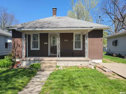 239 Sapp St, Pekin, IL 61554