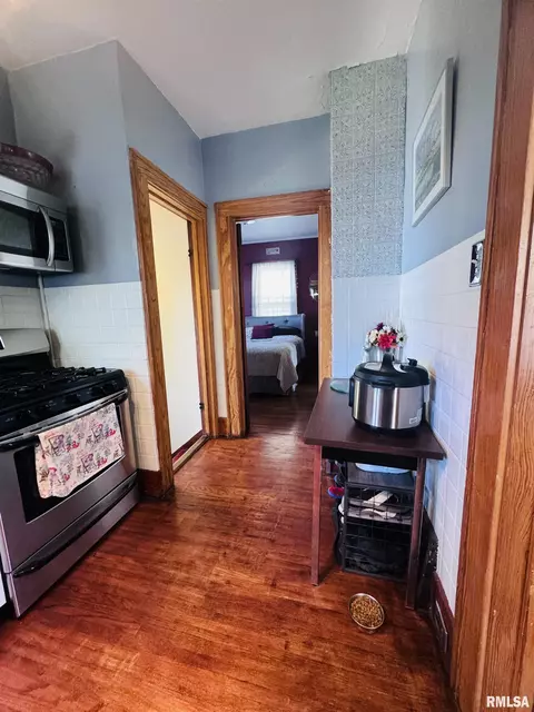 216 E Pierce St, Macomb, IL 61455 photo 13