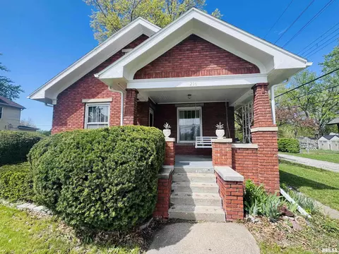 216 E Pierce St, Macomb, IL 61455 photo 34
