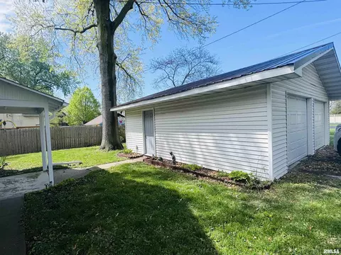 216 E Pierce St, Macomb, IL 61455 photo 35