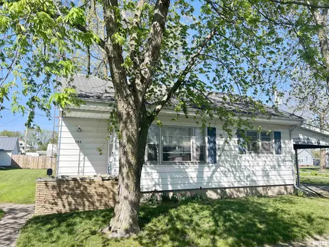 443 E Gridley St, Bushnell, IL 61422 photo 2