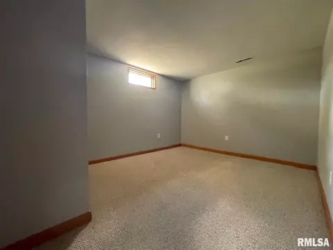1118 Bobby Ave, Macomb, IL 61455 photo 25