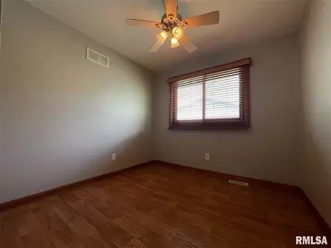 1118 Bobby Ave, Macomb, IL 61455 photo 14