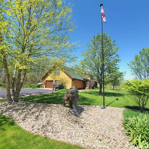 99 Parkside Ct, Dahinda, IL 61428