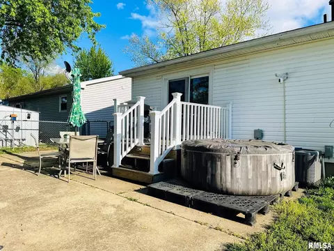 2329 Sutherland Rd, Springfield, IL 62702 photo 27
