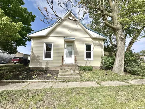 205 E Green St, Augusta, IL 62311 photo 1