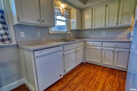 116 E Jadewood St, Morton, IL 61550 photo 12