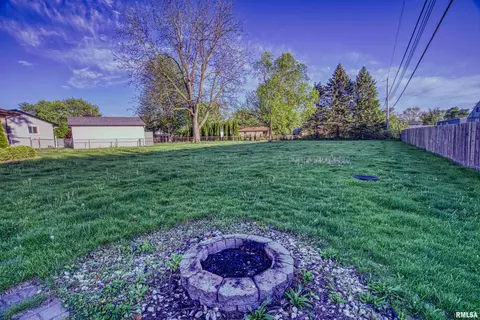 116 E Jadewood St, Morton, IL 61550 photo 31