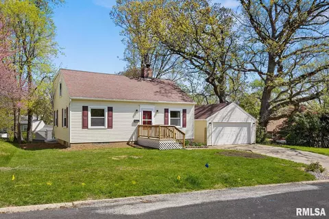 219 W Barrington Rd, Peoria, IL 61614