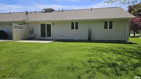 1671 E Myrtle St, Canton, IL 61520 photo 26