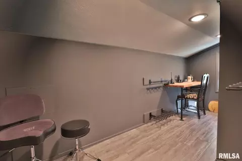 Other - 412 Edgewood St, Morton, IL 61550 photo 7 of 18