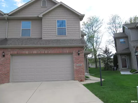 7109 N Thomas Davis Dr, Peoria, IL 61615