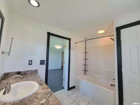 1696 County Road 2250 E County Rd, Benson, IL 61516 photo 33