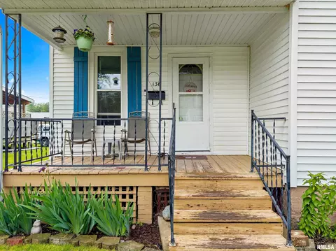 136 S 8th Ave, Canton, IL 61520 photo 8