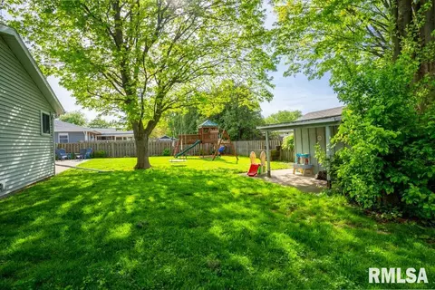 516 E Pine St, Metamora, IL 61548 photo 31