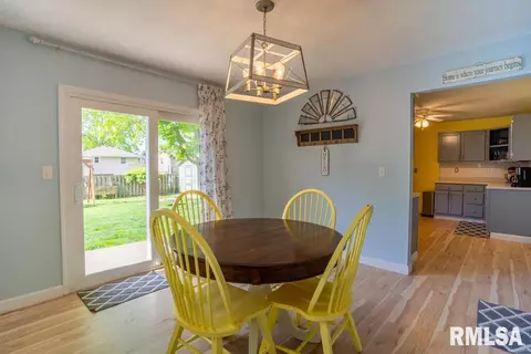 516 E Pine St, Metamora, IL 61548 photo 11