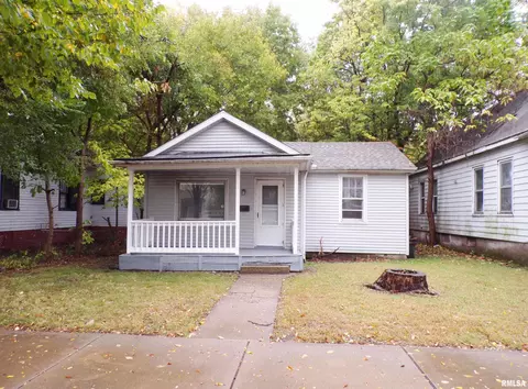 1014 NE Monroe St, Peoria, IL 61603