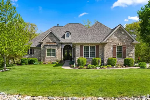 7208 Blackberry Holw, Bartonville, IL 61607