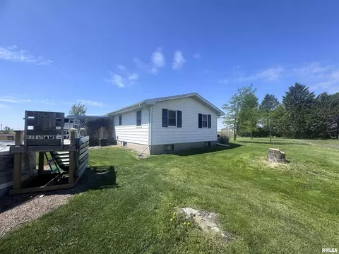 73 1st St, Sciota, IL 61475 photo 30