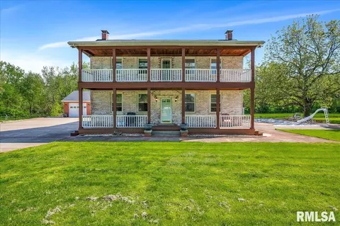 625 N Shelton Ln, Peoria, IL 61604
