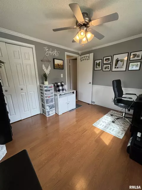 116 Thrush Ave, Pekin, IL 61554 photo 26