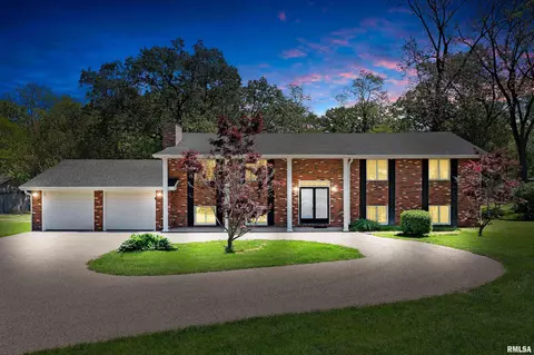 10006 Fox Creek Dr, Brimfield, IL 61517