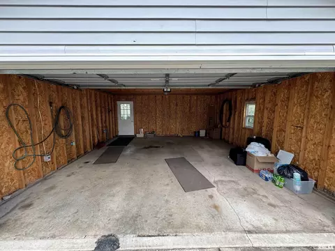 28 W Maple St, Canton, IL 61520 photo 27