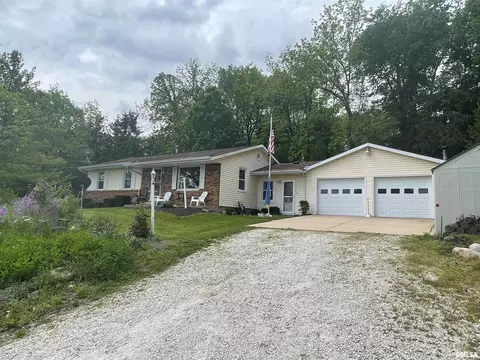 4430 Cedar Hills Dr, Dunlap, IL 61525