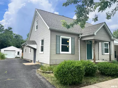 311 N Lincoln St, Metamora, IL 61548