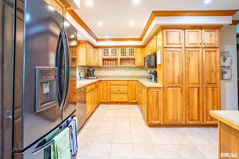 1503 Hickory Point Rd, Metamora, IL 61548 photo 11