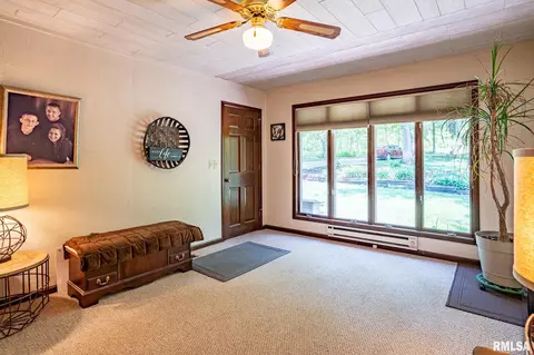 1503 Hickory Point Rd, Metamora, IL 61548 photo 23