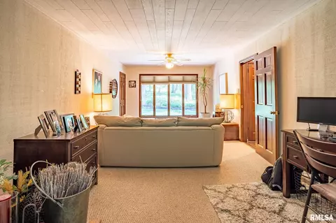1503 Hickory Point Rd, Metamora, IL 61548 photo 27