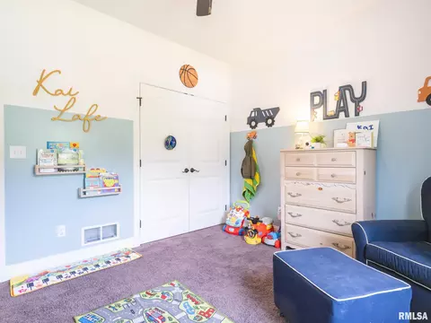 Bedroom - 6 Kemp St, Delavan, IL 61734 photo 6 of 14