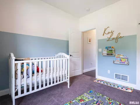 Bedroom - 6 Kemp St, Delavan, IL 61734 photo 5 of 14