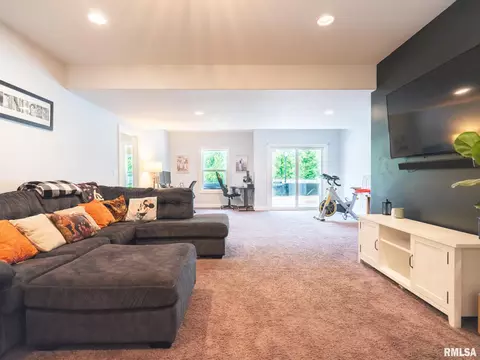 Other - 6 Kemp St, Delavan, IL 61734 photo 2 of 13