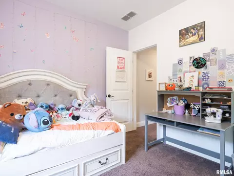 Bedroom - 6 Kemp St, Delavan, IL 61734 photo 13 of 14