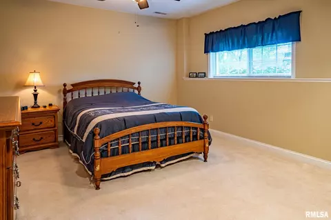 Bedroom - 5003 S Cameron Ln, Mapleton, IL 61547 photo 6 of 13