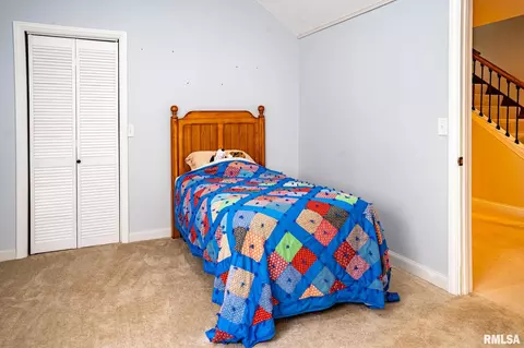 Bedroom - 5003 S Cameron Ln, Mapleton, IL 61547 photo 9 of 13