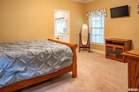 Bedroom - 5003 S Cameron Ln, Mapleton, IL 61547 photo 1 of 13