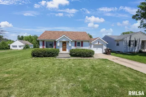 657 Groveland St, Creve Coeur, IL 61610