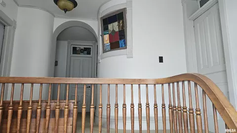 Entry Way - 251 E Chestnut St, Canton, IL 61520 photo 8 of 14