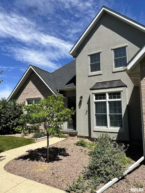 595 Westwood Blvd, Canton, IL 61520