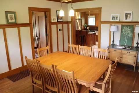 Dining - 415 Maple St, Chenoa, IL 61726 photo 5 of 5