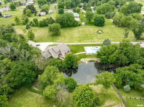 View/Area - 5104 S Cameron Ln, Mapleton, IL 61547 photo 2 of 12