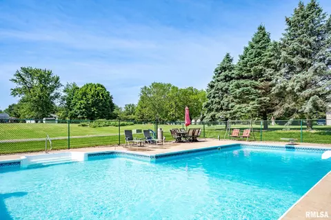 Exterior - 5104 S Cameron Ln, Mapleton, IL 61547 photo 6 of 25
