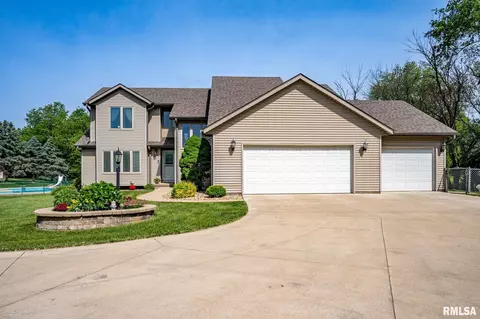 Exterior - 5104 S Cameron Ln, Mapleton, IL 61547 photo 2 of 25
