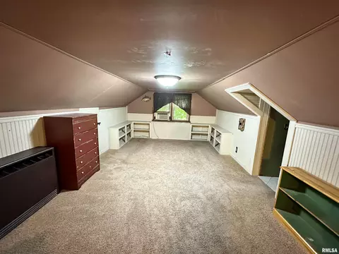 Bedroom - 602 S Hilldale Ave, Eureka, IL 61530 photo 4 of 6