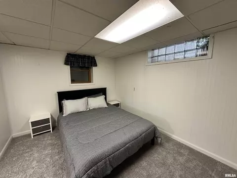 Bedroom - 602 S Hilldale Ave, Eureka, IL 61530 photo 5 of 6